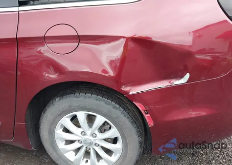 2017 Chrysler Pacifica Touring-L из США, поврежденный, VIN 2C4RC1BG1HR591150